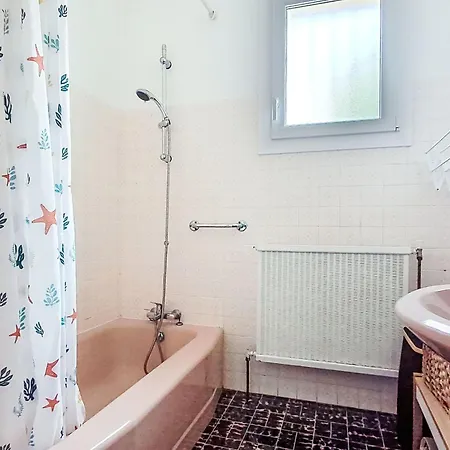 La Giono By Interhome * Les Lecques