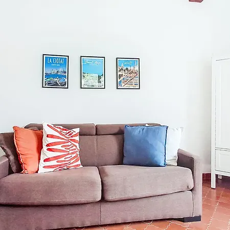 La Giono By Interhome Les Lecques